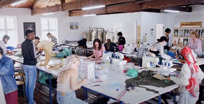 Design Academy of Fashion Garment Construction